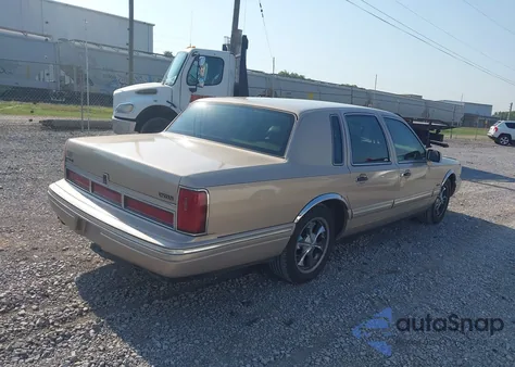 1997 Lincoln Town Car Executive from USA, damaged, VIN 1LNLM81W9VY651120